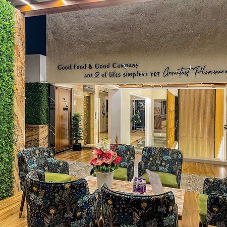 Hotel Auris & Banquets, Mumbai International Airport Екстериор снимка