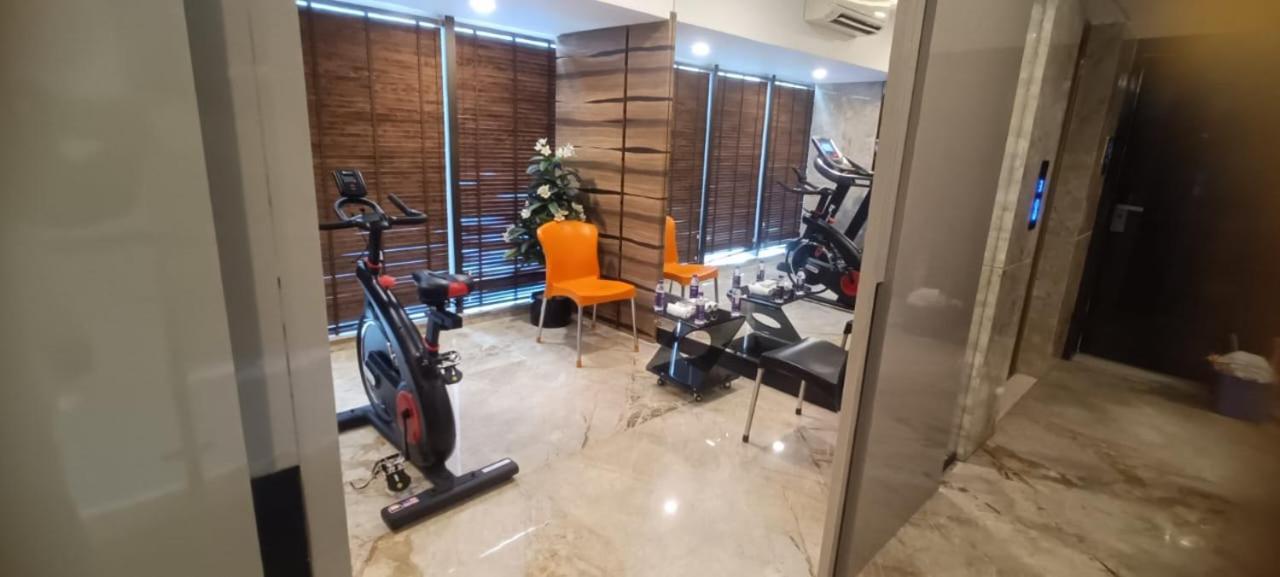 Hotel Auris & Banquets, Mumbai International Airport Екстериор снимка